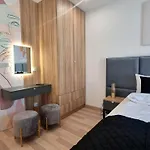 Nook Nook Bytkowska 103 Apartmanhotel