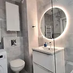 アパートホテル Nook Nook Bytkowska 103 カトヴィツェ
