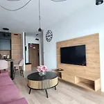 Nook Nook Bytkowska 103 Lejlighedshotel 3*