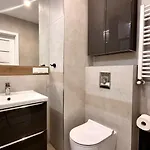 アパートホテル Nook Nook Bytkowska 103 カトヴィツェ