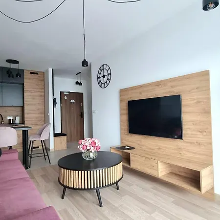 Nook Nook Bytkowska 103 Aparthotel *