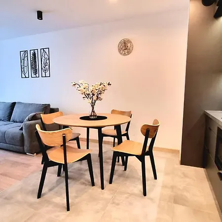 Nook Nook Bytkowska 103 Aparthotel Kattowitz