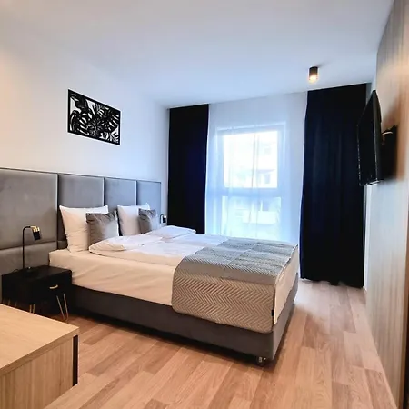 Nook Nook Bytkowska 103 Aparthotel *