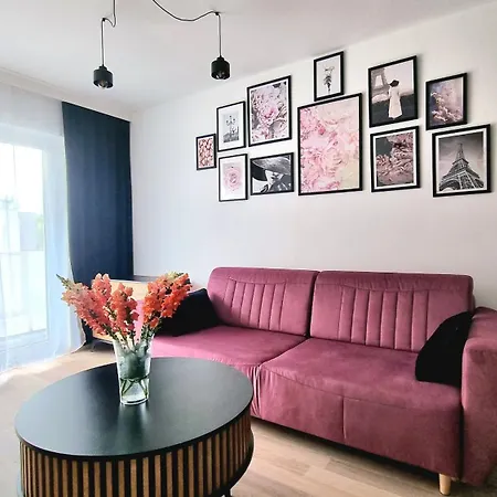 Nook Nook Bytkowska 103 Aparthotel
