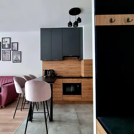 Nook Nook Bytkowska 103 * Katowice