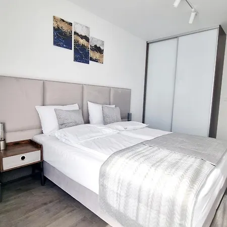 Nook Nook Bytkowska 103