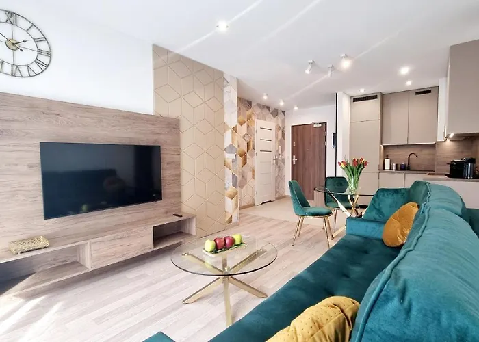 Nook Nook Bytkowska 103 קטוביץ