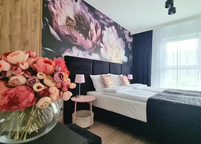 Nook Nook Bytkowska 103 3* קטוביץ